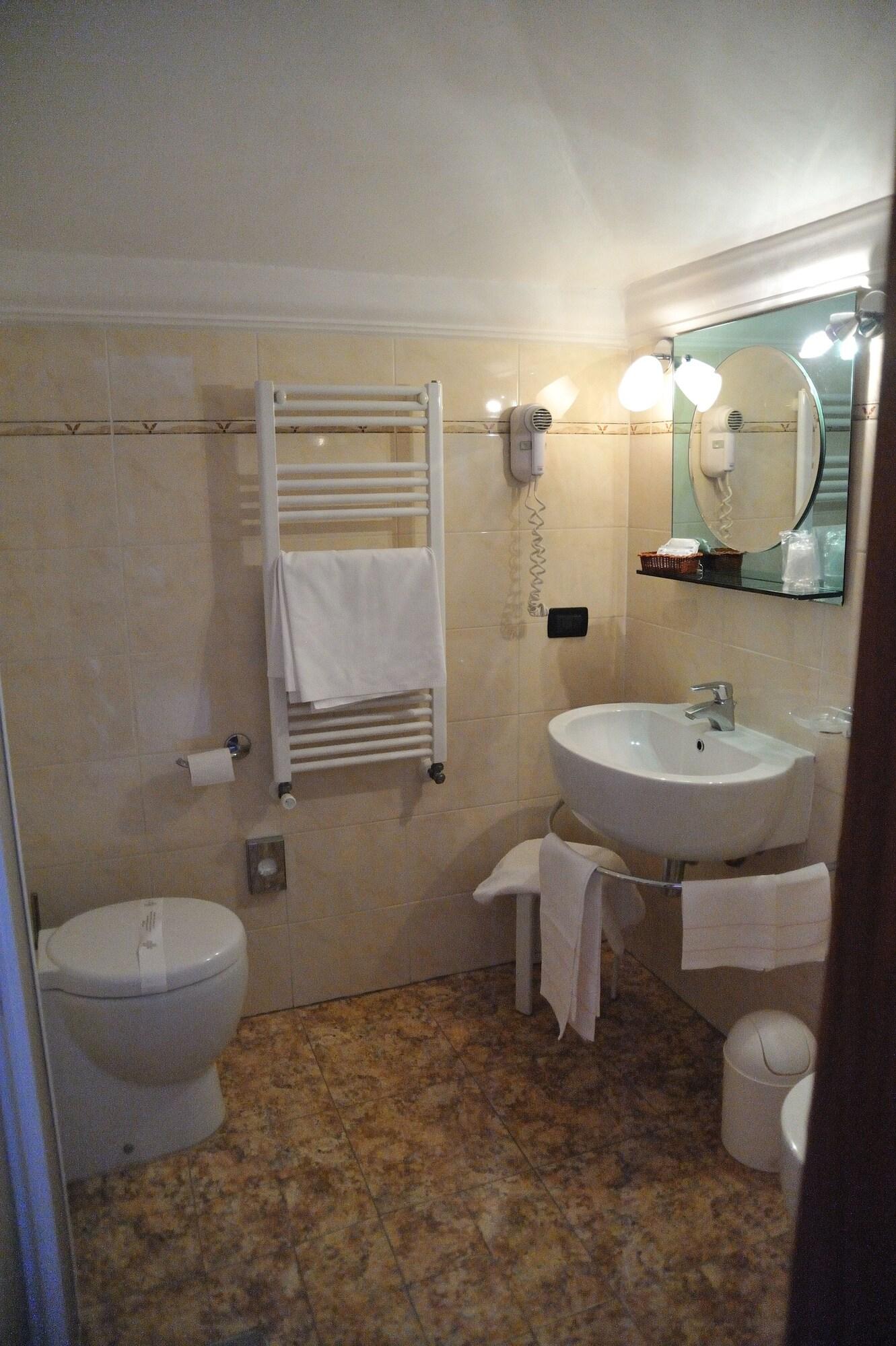 Hotel Savona Монтекатини-Терме Экстерьер фото